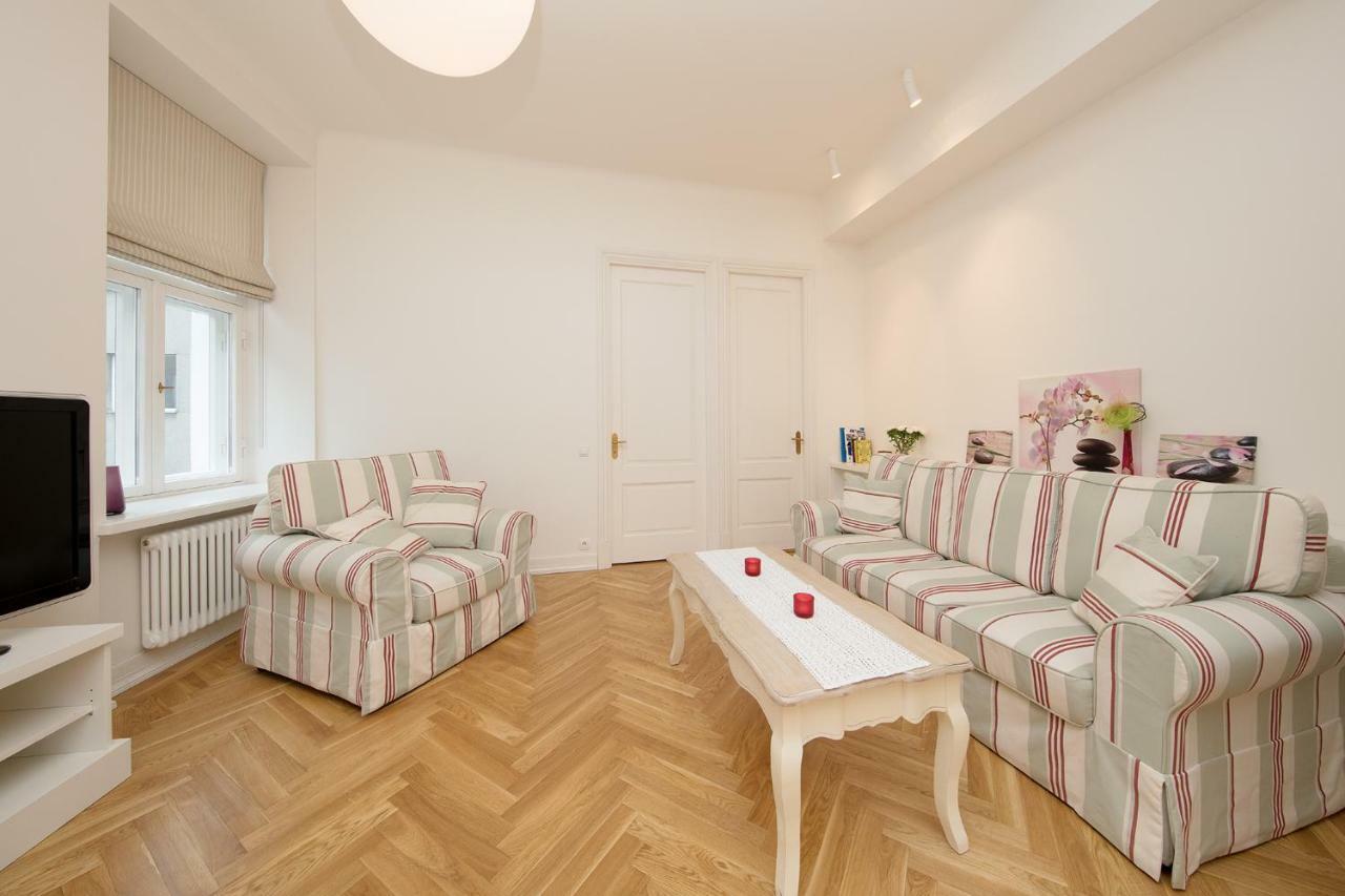 Harju Old Town Apartment Tallinn Bagian luar foto