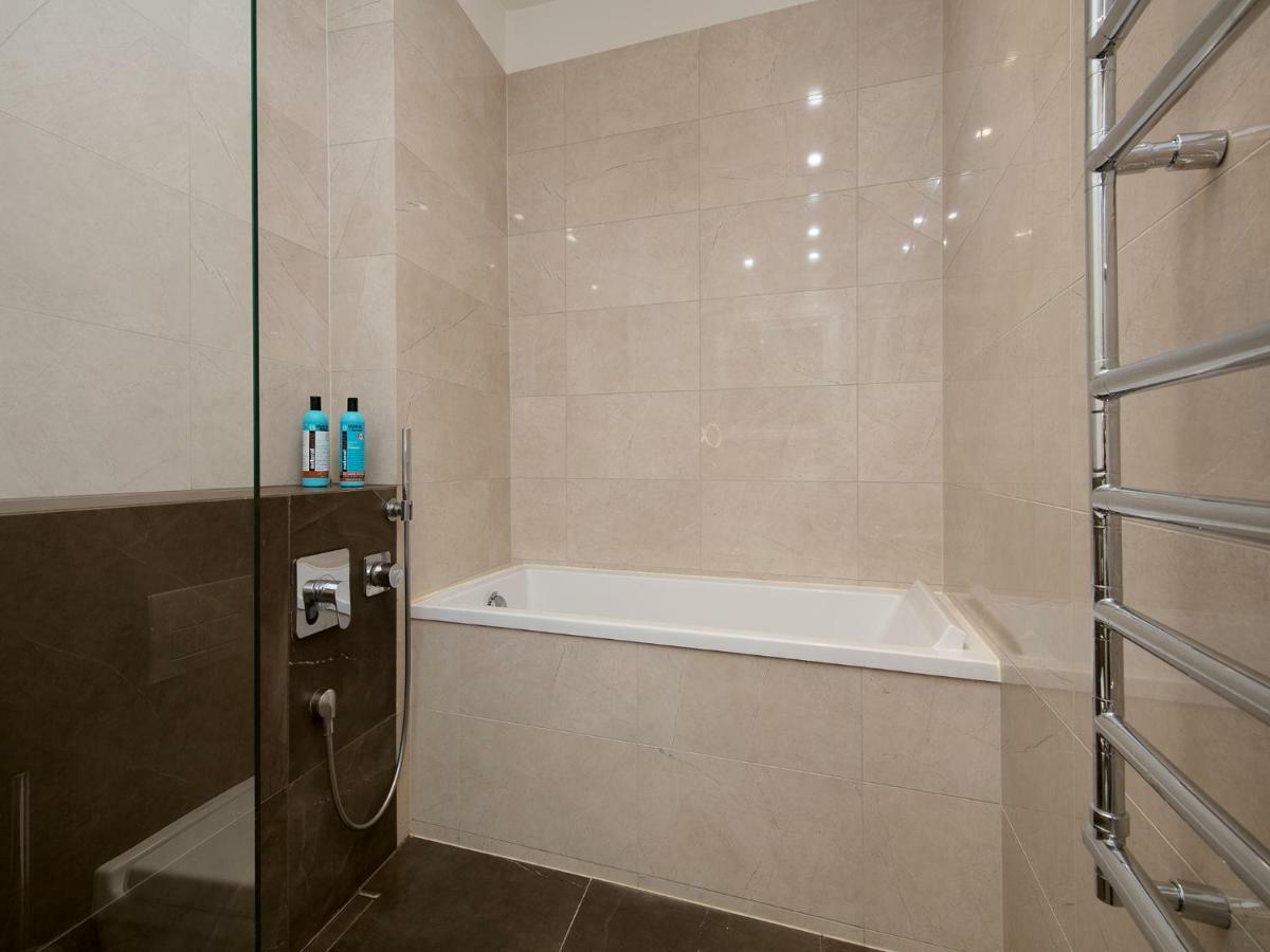 Harju Old Town Apartment Tallinn Bagian luar foto