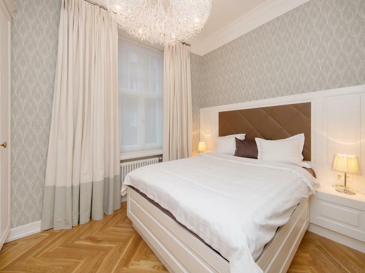 Harju Old Town Apartment Tallinn Bagian luar foto